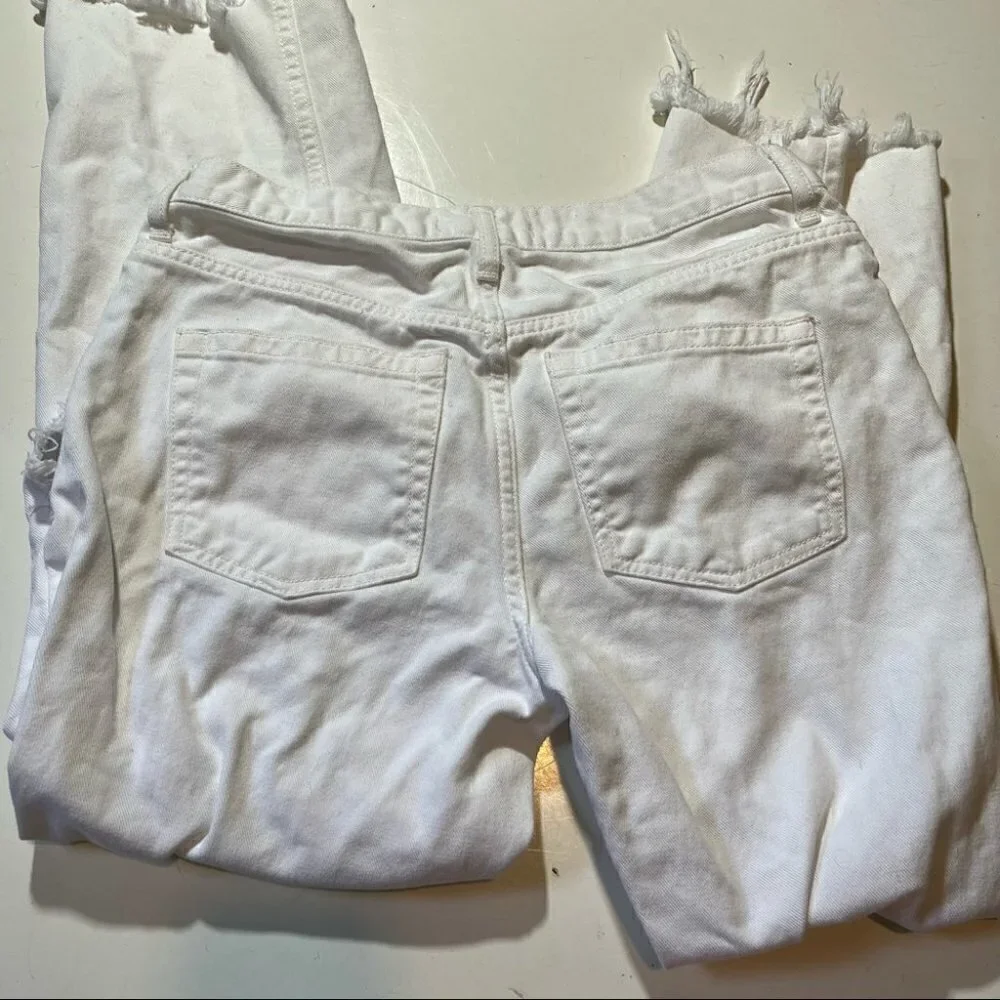 FREE PEOPLE Maggie Mid-Rise Straight-Leg Jeans / Optic White Size 27 Raw Hem